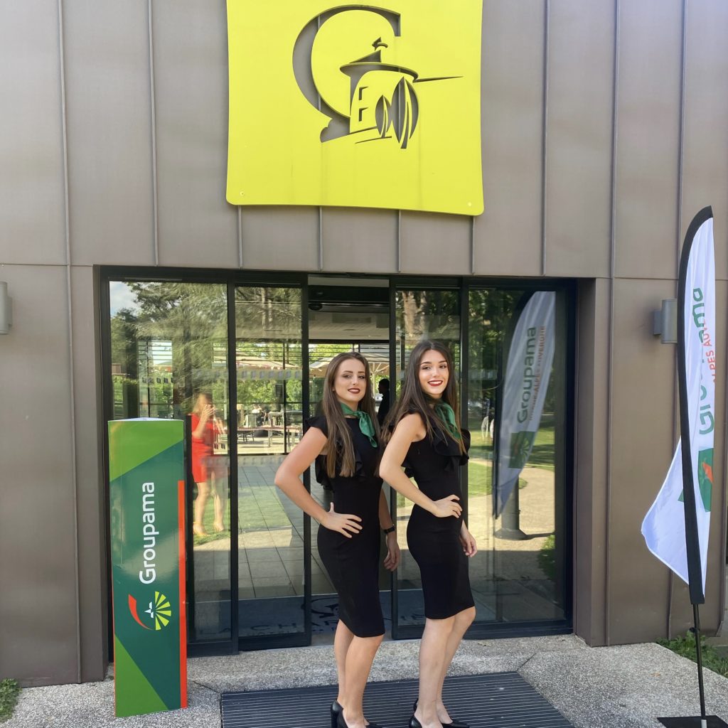 Coralie et Constance présente à la Charpinière pour l'assemblée générale 2022 de GROUPAMA