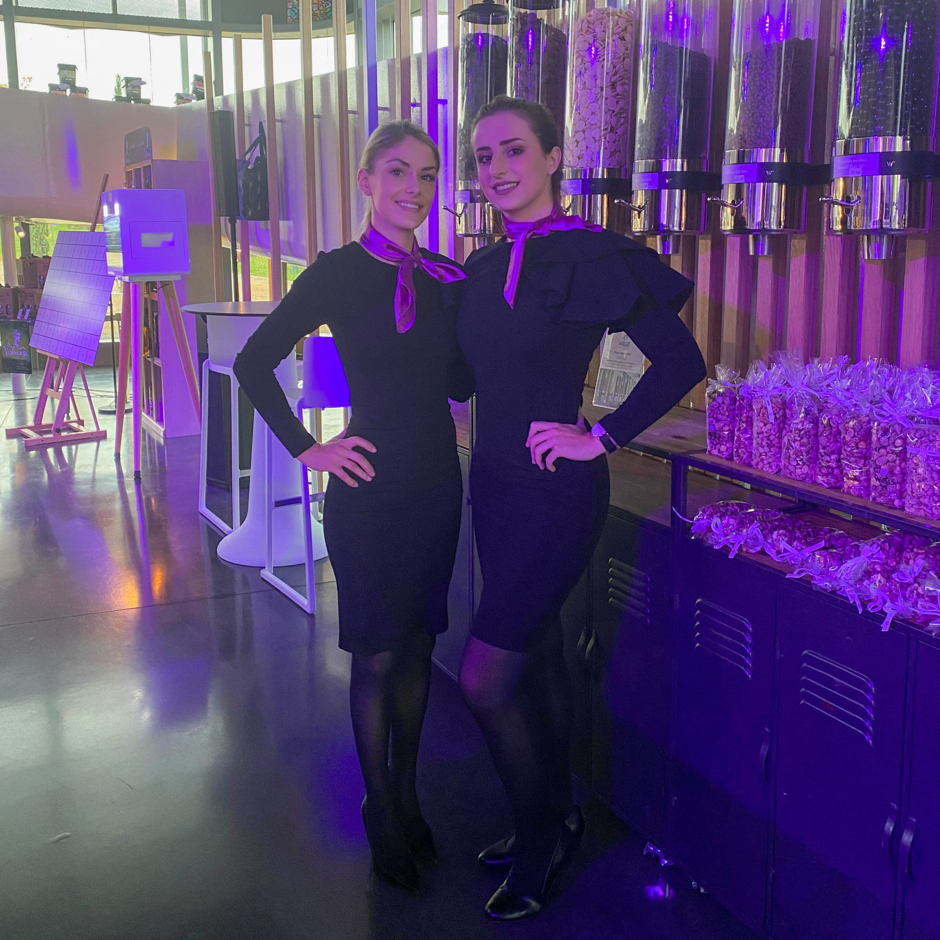 Pauline et Coralie à la chocolaterie WEISS