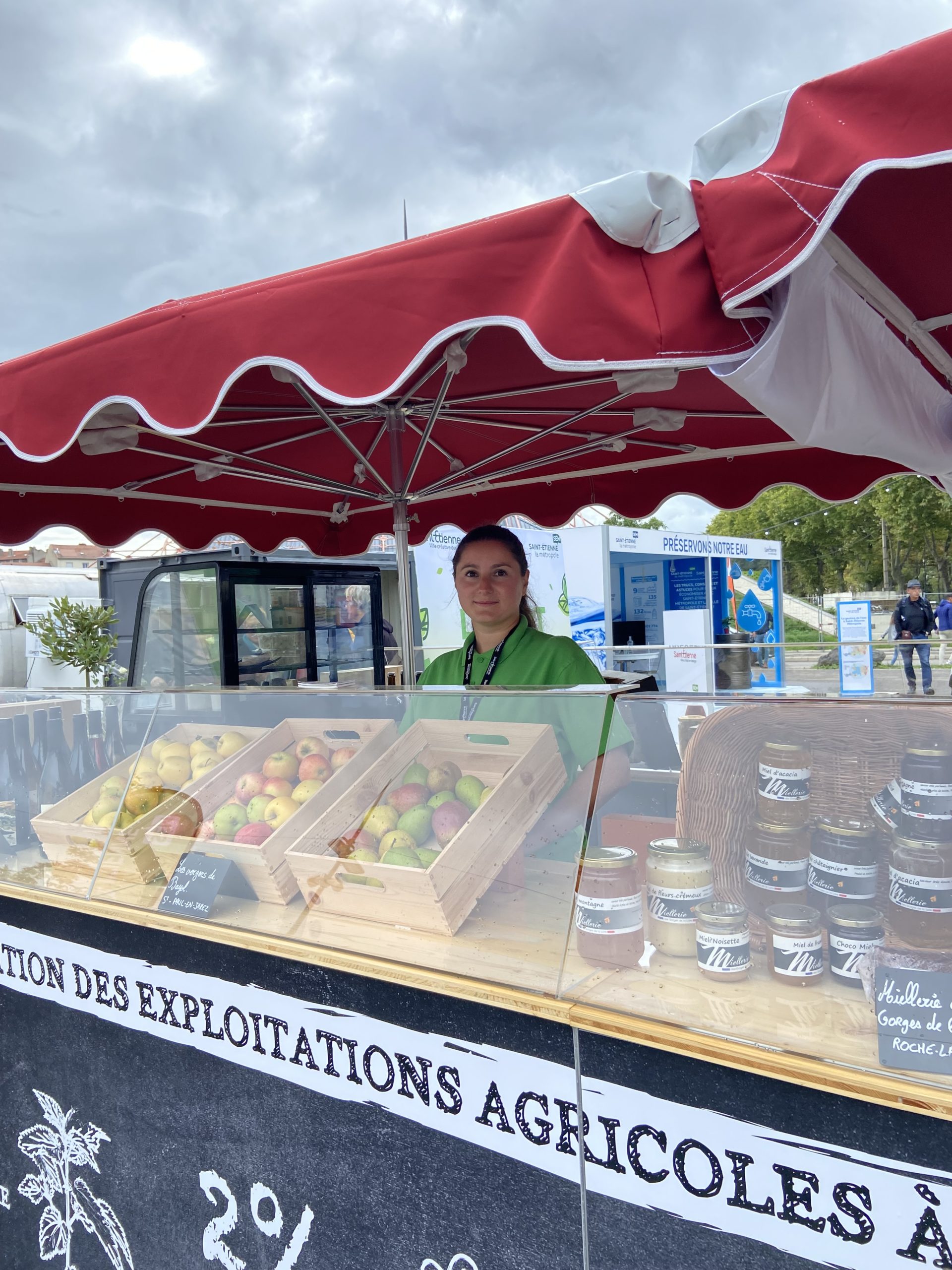 Déborah à la foire de Saint Etienne