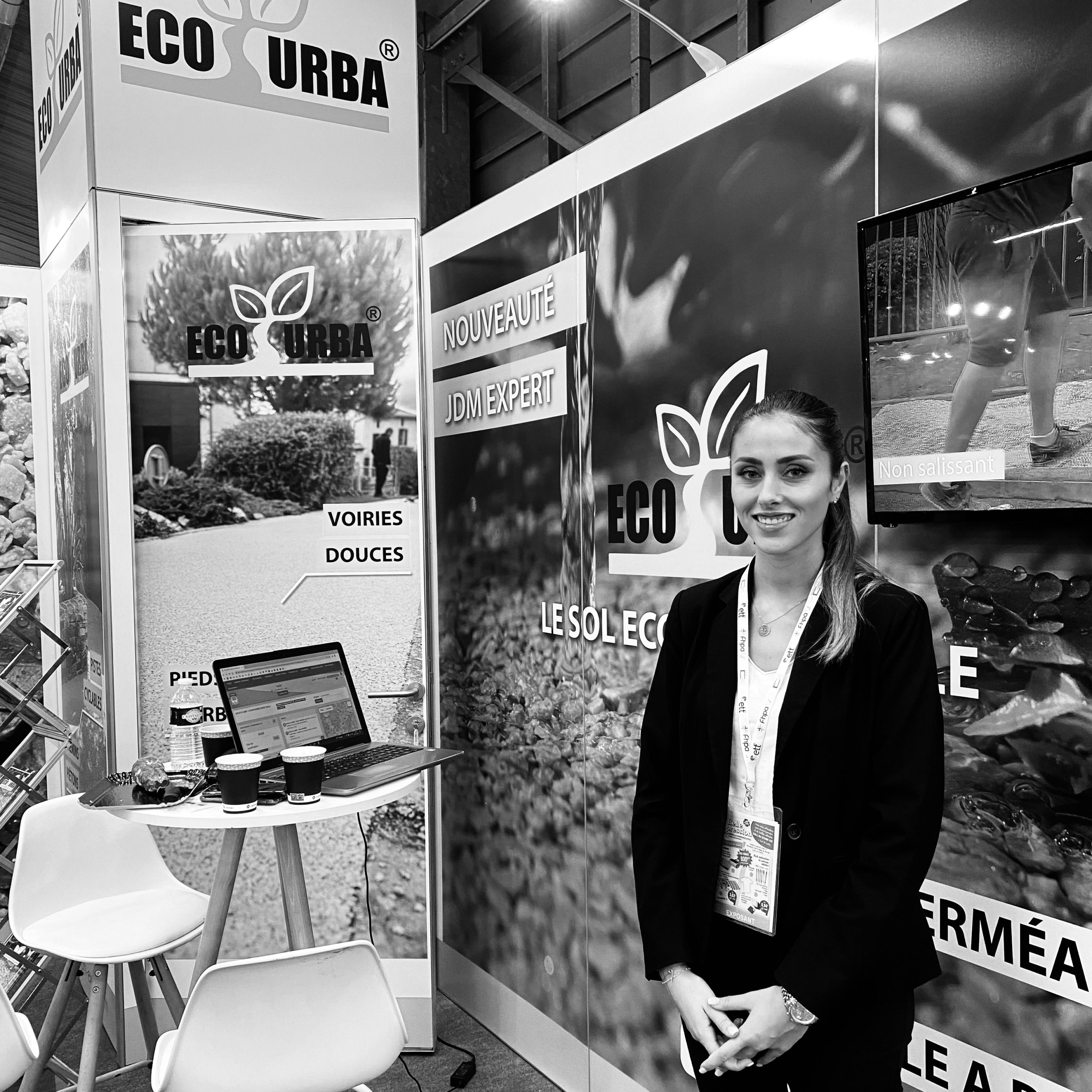 Notre hôtesse sur le stand EcoUrba