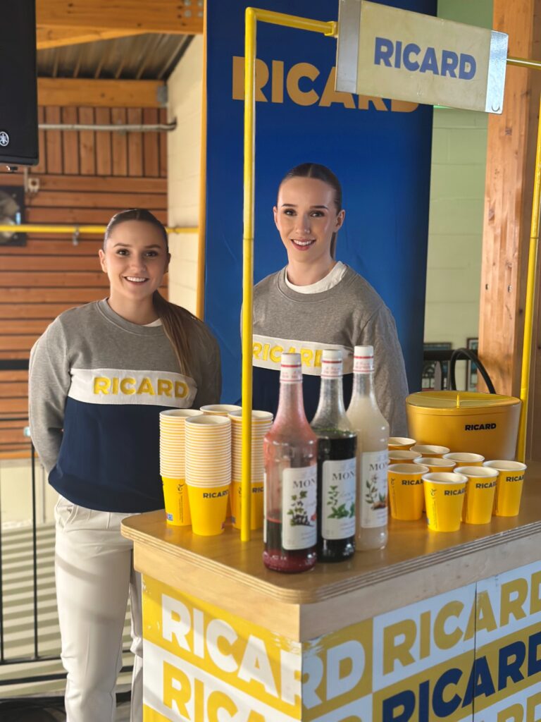 Animation Ricard, hôtesse événement ASSE, Pernod Ricard, dégustation