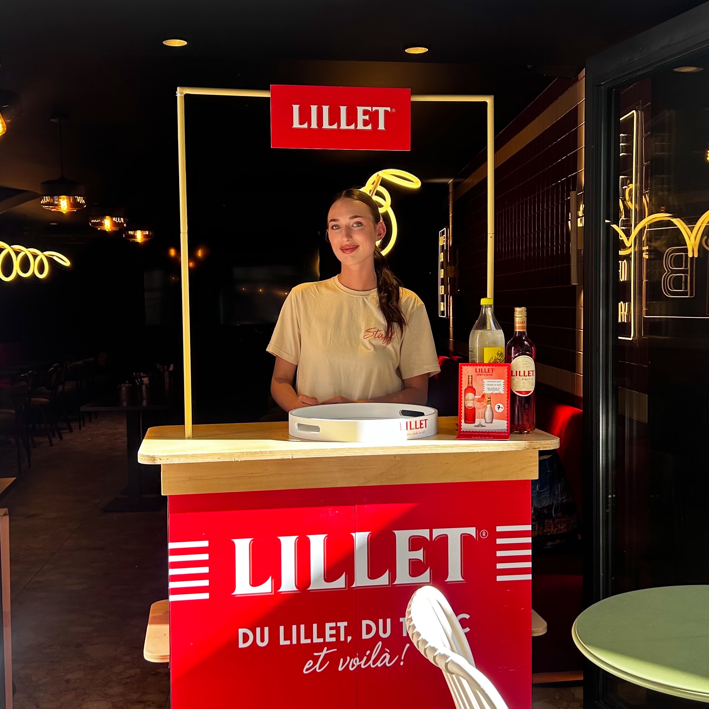 agence-hotesses-crown-agency-lillet-mkb-bar-lyon-pernod-ricard