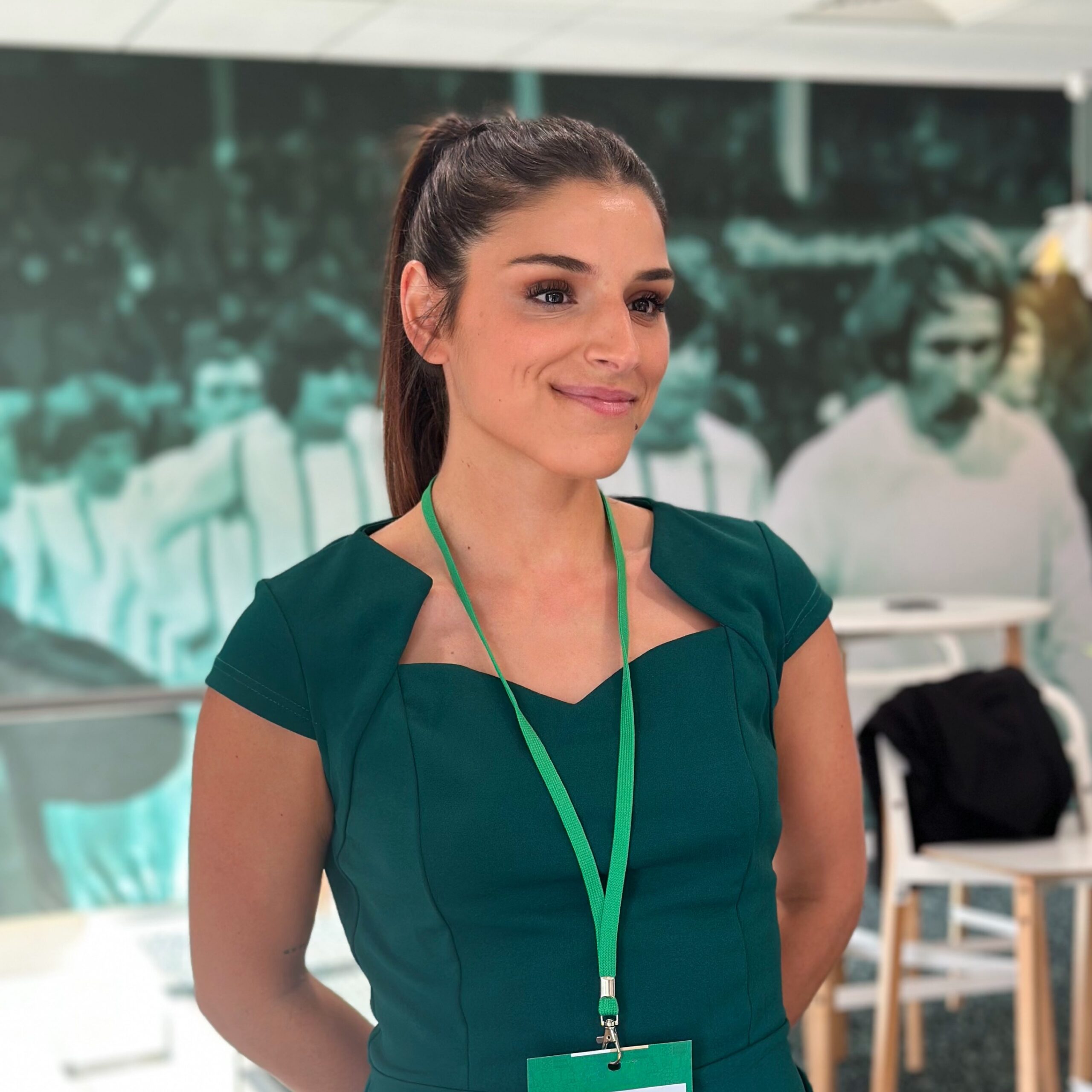agence-hotesses-hotes-crown-agency-stade-geoffroy-guichard-saint-etienne
