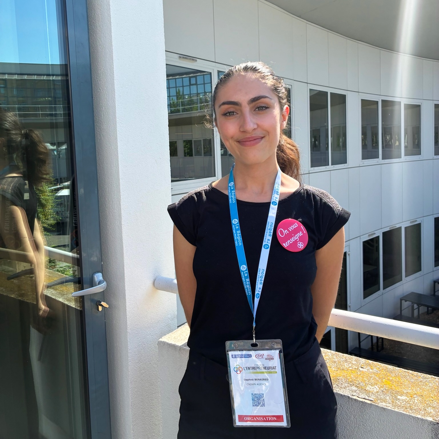 agence-hotesses-crown-agency-forum-entrepreneuriat-saint-etienne