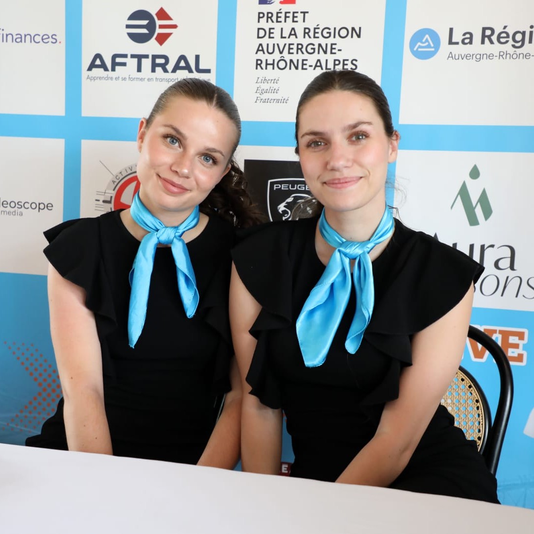 agence-hotesses-crown-agency-stef-care-match-gala-andrezieux-boutheon-stade-envol