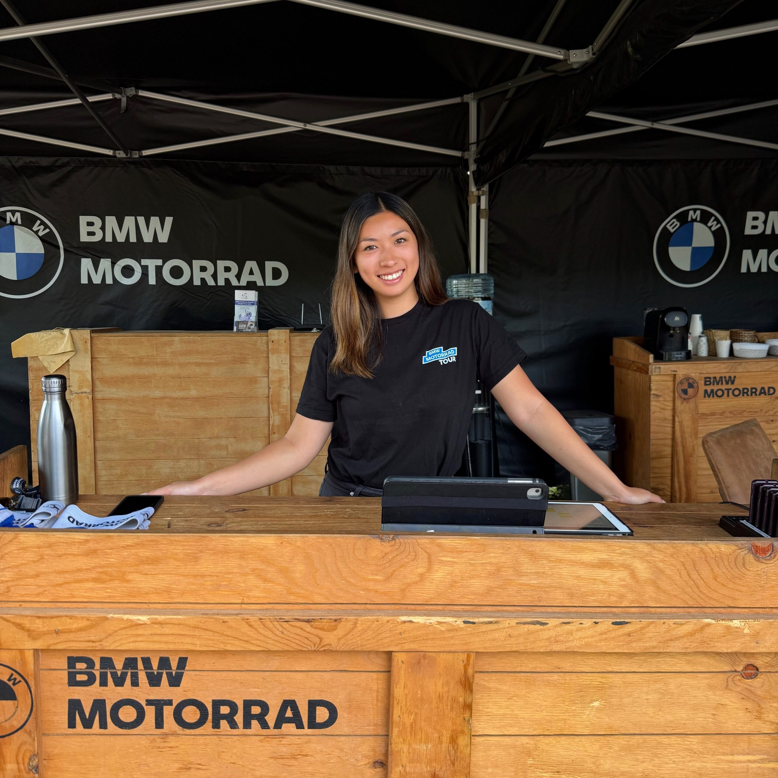 agence-hotesses-crown-agency-tournee-can-am-bmw-motorrad-amiens