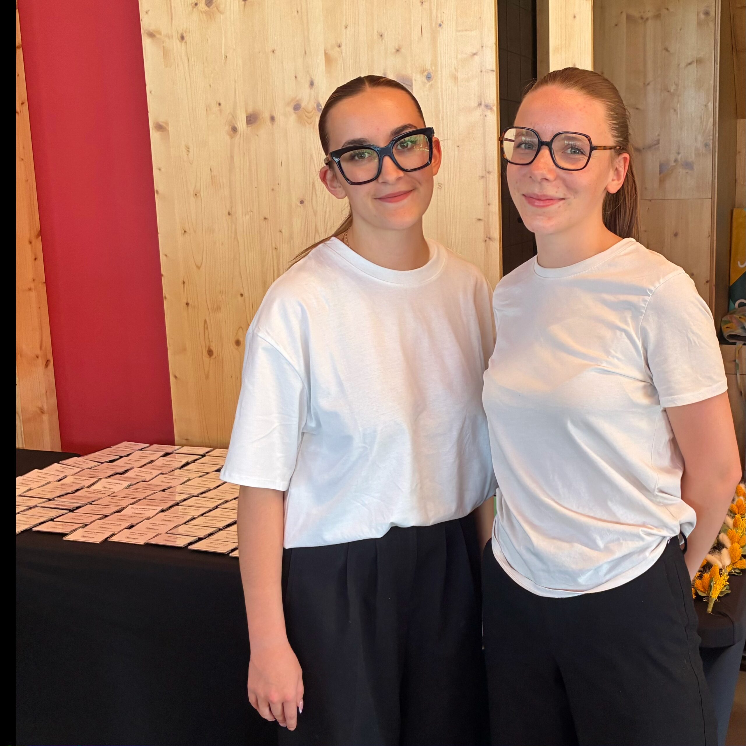 agence-hotesses-crown-agency-accueil-trophee-pro-groupama43-puy-en-velay